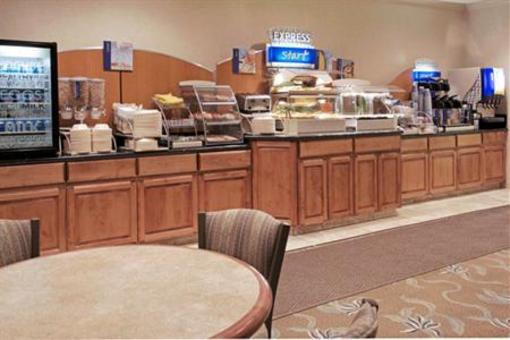 фото отеля Holiday Inn Express Conroe