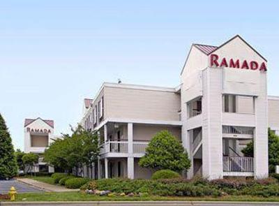 фото отеля Ramada Charlotte Northeast