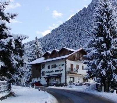 фото отеля Hotel Scanapa Castione della Presolana