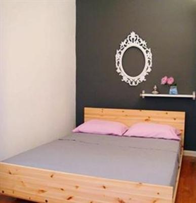 фото отеля Spacious One Bedroom Apartment New York City