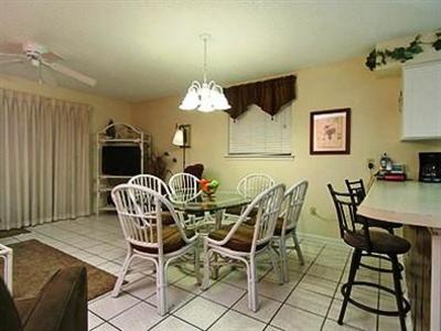 фото отеля Meyer Real Estate Vacation Rental Seaside Beach & Racquet Orange Beach
