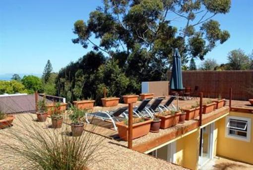 фото отеля Big 6 Guesthouse Somerset West