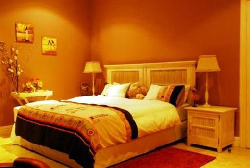 фото отеля Big 6 Guesthouse Somerset West