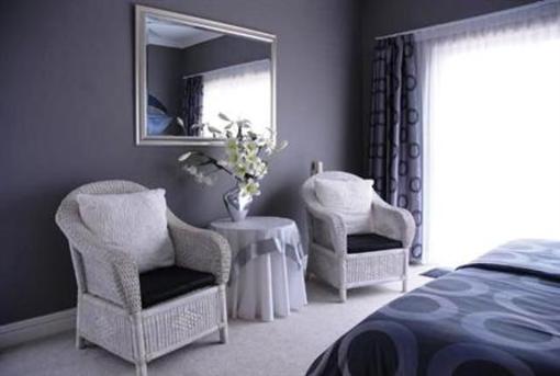 фото отеля Big 6 Guesthouse Somerset West