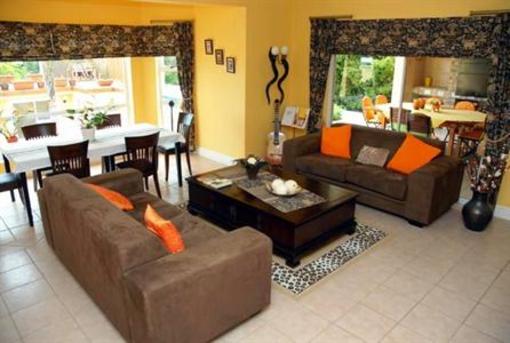 фото отеля Big 6 Guesthouse Somerset West