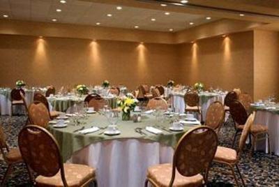 фото отеля Four Points by Sheraton Tucson Airport