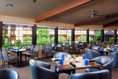 фото отеля Four Points by Sheraton Tucson Airport