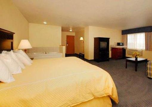 фото отеля Comfort Suites Lake Geneva
