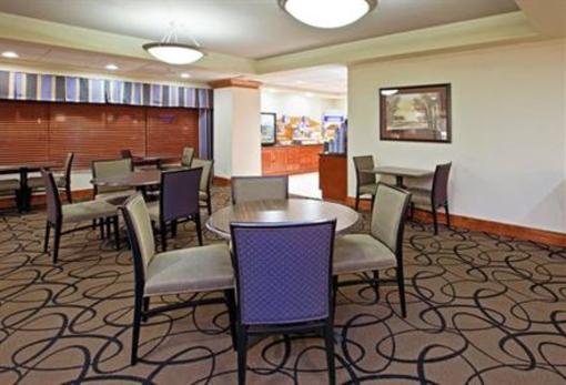 фото отеля Holiday Inn Express Indianapolis South