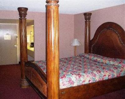 фото отеля Studios and Suites 4 Less