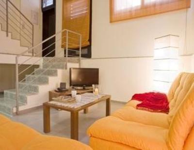 фото отеля Barcelona4Seasons Fira Apartments