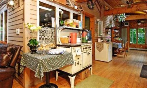 фото отеля Wrens Nest Village Inn