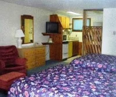 фото отеля Wrens Nest Village Inn