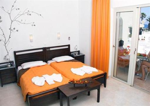 фото отеля Niriides Beach Hotel