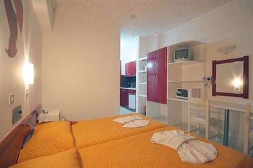 фото отеля Niriides Beach Hotel