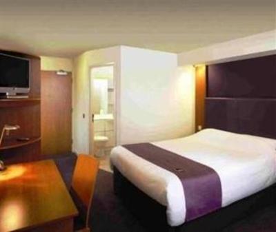 фото отеля Premier Inn Belfast City Cathedral Quarter