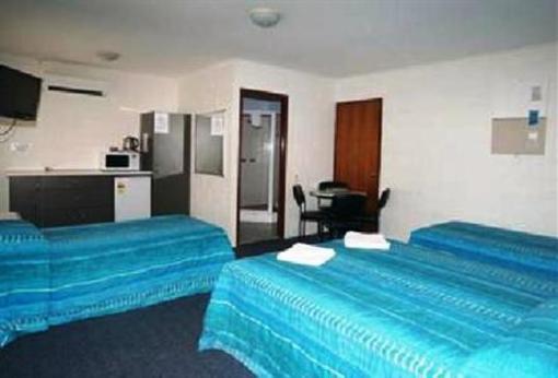 фото отеля Cedar Lodge Motel Townsville