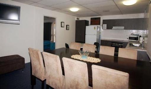 фото отеля Cedar Lodge Motel Townsville