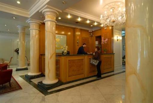 фото отеля Hotel Mora