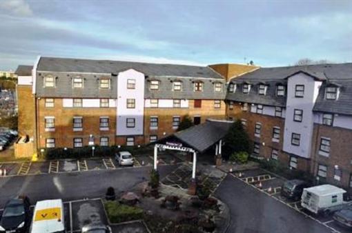 фото отеля Premier Inn Gatwick Airport Central Crawley