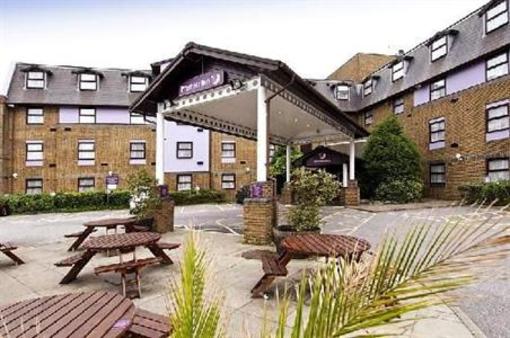 фото отеля Premier Inn Gatwick Airport Central Crawley