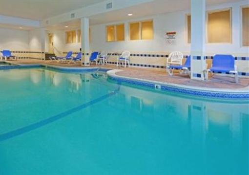 фото отеля Candlewood Suites West Springfield