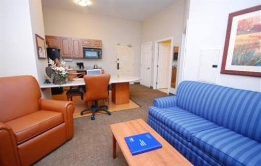 фото отеля Candlewood Suites West Springfield
