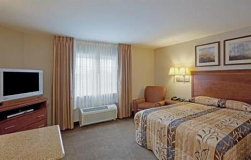 фото отеля Candlewood Suites West Springfield