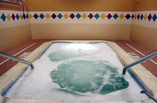 фото отеля Holiday Inn Express Hotel & Suites Fort Wayne