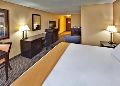 фото отеля Holiday Inn Express Hotel & Suites Council Bluffs