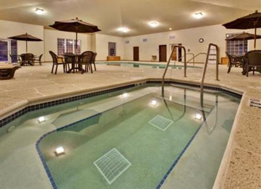 фото отеля Holiday Inn Express Hotel & Suites Council Bluffs
