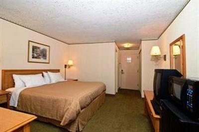 фото отеля Days Inn & Suites Rhinelander
