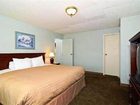 фото отеля Days Inn & Suites Rhinelander