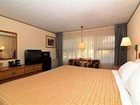 фото отеля Days Inn & Suites Rhinelander