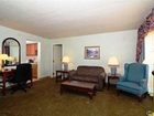 фото отеля Days Inn & Suites Rhinelander