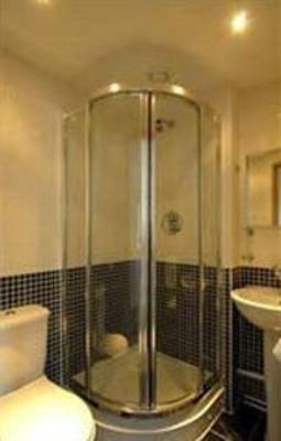 фото отеля Base Serviced Apartments – Spectrum