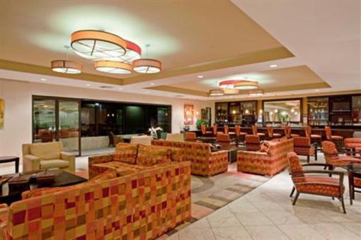 фото отеля Crowne Plaza Ventura Beach