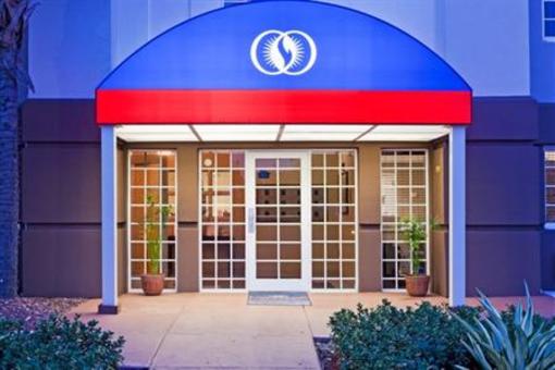 фото отеля Candlewood Suites Miami Airport West