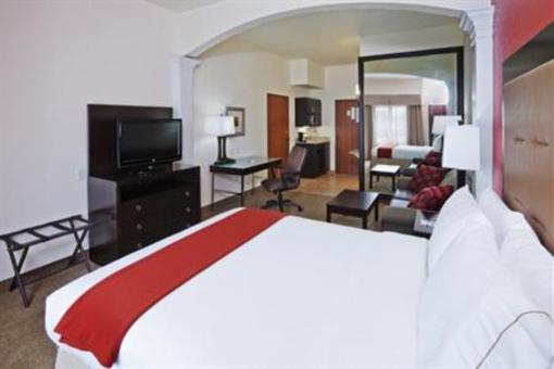 фото отеля Holiday Inn Express Hotel & Suites Penn Square Oklahoma City