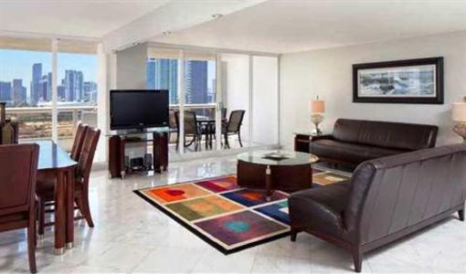 фото отеля Doubletree by Hilton Grand Hotel Biscayne Bay