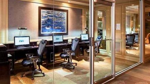 фото отеля Doubletree by Hilton Grand Hotel Biscayne Bay