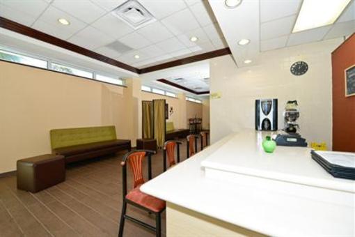 фото отеля Best Western Windsor Inn North Miami