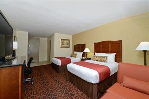 фото отеля Best Western Windsor Inn North Miami