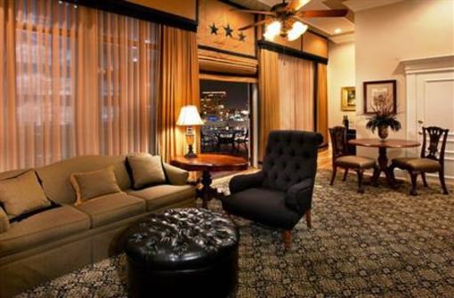 фото отеля The Driskill