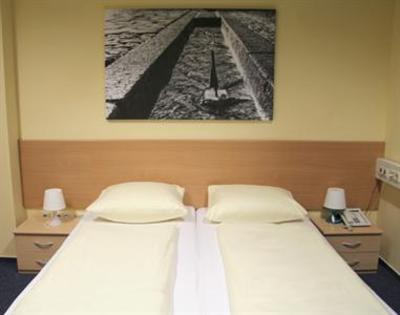 фото отеля Blu Hotel Freiburg