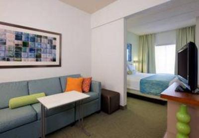 фото отеля SpringHill Suites Chicago Schaumburg