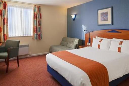 фото отеля Holiday Inn Express Liverpool-Knowsley