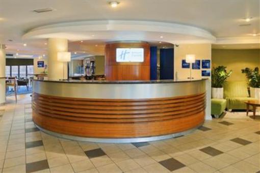 фото отеля Holiday Inn Express Liverpool-Knowsley