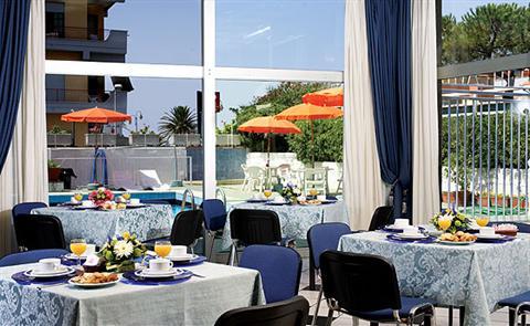 фото отеля Grand Hotel Helios