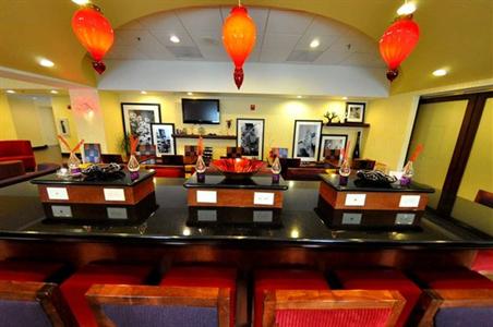 фото отеля Hampton Inn Richmond-Airport